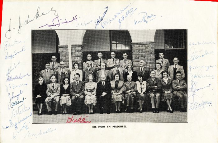 [1950_signed_mag_staff_c400_d2b.jpg]