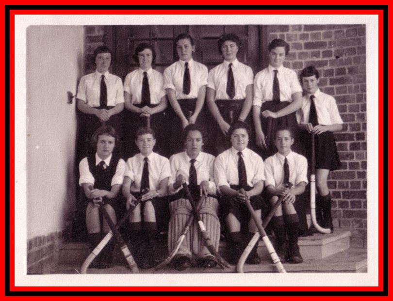 [1958-hockey.jpg]