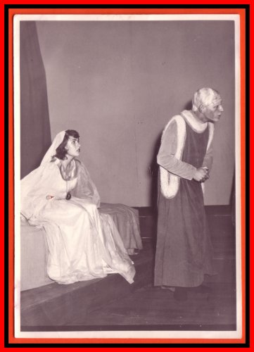 [1961-afr-hamlet-foto08-600.jpg]